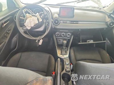 Zdjęcie 15 z 26 samochodu: 2020 TOYOTA YARIS HATCHBACK LE VIN:3MYDLBJV8LY707440 - miniatura
