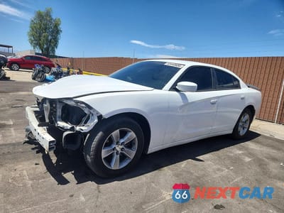 2017 DODGE CHARGER SE 2C3CDXBG6HH627057 - główne zdjęcie licytacji z USA - miniatura