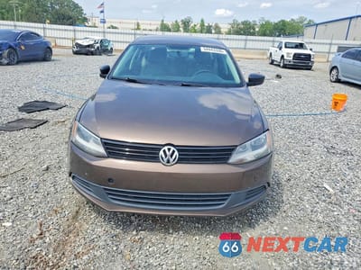 Piąte zdjęcie samochodu w środku: 2014 VOLKSWAGEN JETTA BASE VIN:3VW2K7AJ8EM226002 - miniatura