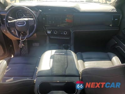 Zdjęcie 8 z 12 samochodu: 2024 GMC SIERRA K2500 AT4X VIN:1GT49ZEY6RF364363 - miniatura