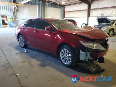 Czwarte zdjęcie samochodu z boku: 2013 LEXUS ES 300H VIN:JTHBW1GG0D2012917 - miniatura