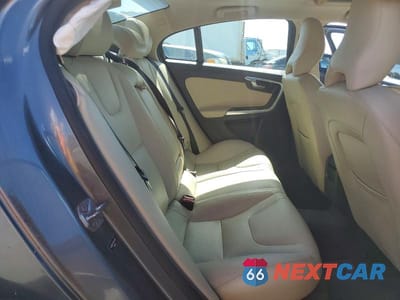 Zdjęcie 10 z 12 samochodu: 2017 VOLV S60 VIN:YV126MFL1H2424023 - miniatura
