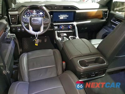 Zdjęcie 8 z 13 samochodu: 2025 GMC SIERRA K1500 DENALI VIN:1GTUUGEL4SZ137040 - miniatura