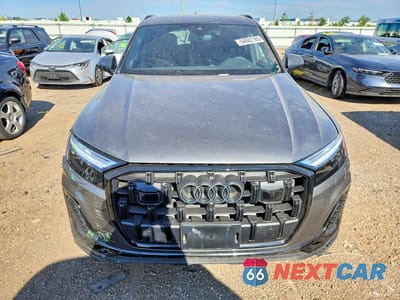 Piąte zdjęcie samochodu w środku: 2025 AUDI Q7 PREMIUM PLUS VIN:WA1LVBF78SD031159 - miniatura