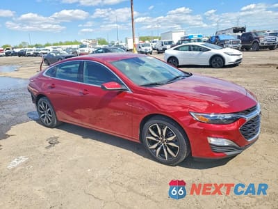 Czwarte zdjęcie samochodu z boku: 2023 CHEVROLET MALIBU RS VIN:1G1ZG5ST5PF140729 - miniatura