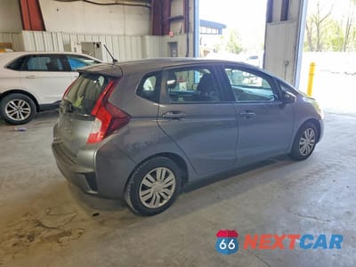 Trzecie zdjęcie samochodu z tyłu: 2016 HONDA FIT LX VIN:JHMGK5H56GX032277 - miniatura
