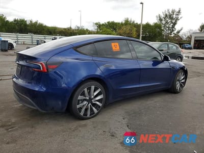 Trzecie zdjęcie samochodu z tyłu: 2025 TESLA MODEL 3 VIN:5YJ3E1EA5SF017189 - miniatura