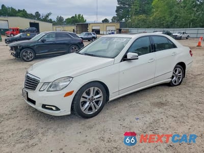 2010 MERCEDES-BENZ E 350 WDDHF5GB9AA091888 - główne zdjęcie licytacji z USA - miniatura