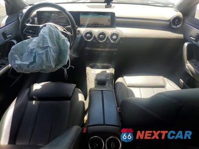 Zdjęcie 8 z 12 samochodu: 2019 MERCEDES-BENZ A 220 VIN:WDD3G4EB3KW001899 - miniatura