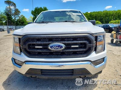 Piąte zdjęcie samochodu w środku: 2023 FORD F150 SUPERCREW VIN:1FTFW1E53PKE42837 - miniatura