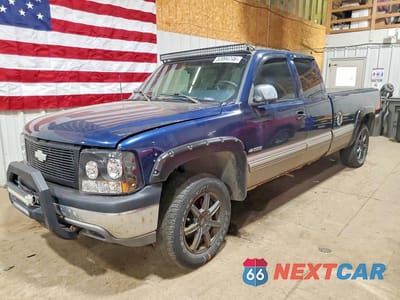 1999 CHEVROLET SILVERADO K1500 1GCEK19T6XE235454 - główne zdjęcie licytacji z USA - miniatura