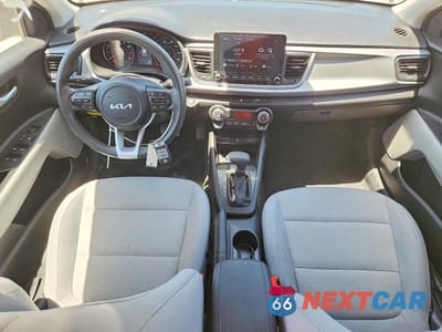 Zdjęcie 8 z 13 samochodu: 2023 KIA RIO S VIN:3KPA25ADXPE531334 - miniatura