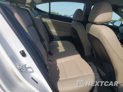 Zdjęcie 10 z 12 samochodu: 2020 HYUNDAI ELANTRA LIMITED VIN:5NPD84LF4LH597128 - miniatura