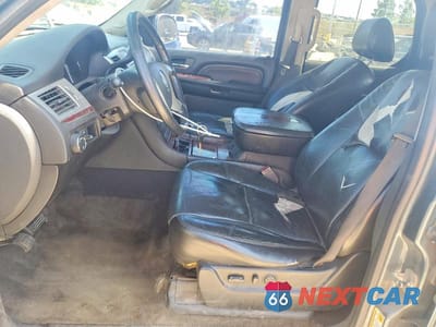 Zdjęcie 7 z 13 samochodu: 2008 CADILLAC ESCALADE LUXURY VIN:1GYEC63848R145075 - miniatura