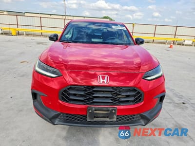 Piąte zdjęcie samochodu w środku: 2023 HONDA HR-V SPORT VIN:3CZRZ1H58PM736690 - miniatura