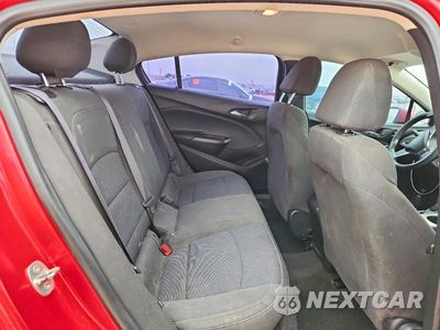 Zdjęcie 10 z 12 samochodu: 2017 CHEVROLET CRUZE LS VIN:1G1BC5SM1H7224838 - miniatura