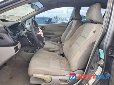 Zdjęcie 7 z 12 samochodu: 2011 HONDA INSIGHT LX VIN:JHMZE2H58BS005201 - miniatura