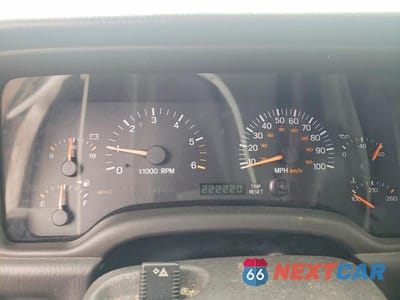 Zdjęcie 9 z 13 samochodu: 2001 JEEP CHEROKEE VIN:1J4FF48S11L570718 - miniatura