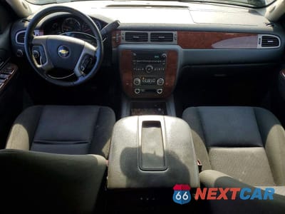 Zdjęcie 8 z 13 samochodu: 2011 CHEVROLET TAHOE K1500 LS VIN:1GNSKAE00BR115575 - miniatura
