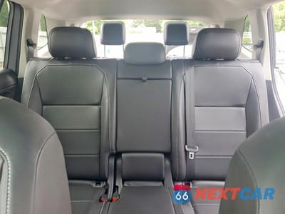 Zdjęcie 10 z 14 samochodu: 2021 VOLKSWAGEN TIGUAN SE VIN:3VV3B7AX3MM046499 - miniatura