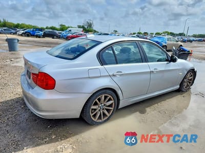Trzecie zdjęcie samochodu z tyłu: 2011 BMW 328 I VIN:WBAPH7G52BNM55548 - miniatura
