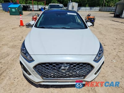 Piąte zdjęcie samochodu w środku: 2019 HYUNDAI SONATA LIMITED VIN:5NPE34AF2KH746348 - miniatura