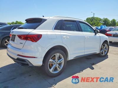Trzecie zdjęcie samochodu z tyłu: 2020 AUDI Q3 PREMIUM S LINE VIN:WA1DECF38L1021676 - miniatura