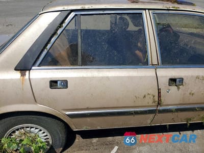 Zdjęcie 10 z 12 samochodu: 1981 PEUGEOT 505 S VIN:VF3BA4167BS310563 - miniatura