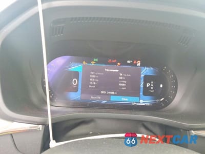 Zdjęcie 9 z 13 samochodu: 2024 VOLVO XC60 CORE VIN:YV4L12RK8R1933935 - miniatura