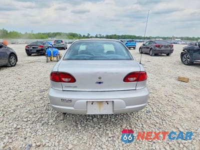Zdjęcie 6 z 12 samochodu: 2001 CHEVROLET CAVALIER BASE VIN:1G1JC524117220757 - miniatura