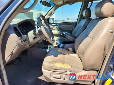 Zdjęcie 7 z 13 samochodu: 2005 TOYOTA SEQUOIA SR5 VIN:5TDZT34A65S258238 - miniatura