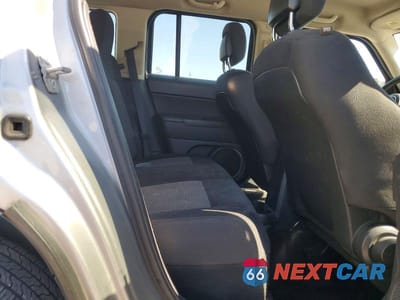 Zdjęcie 11 z 13 samochodu: 2014 JEEP PATRIOT SPORT VIN:1C4NJRBB2ED817217 - miniatura