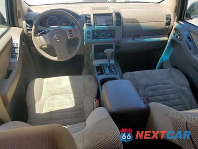 Zdjęcie 8 z 13 samochodu: 2011 NISSAN PATHFINDER S VIN:5N1AR1NN9BC635039 - miniatura