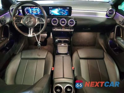 Zdjęcie 8 z 12 samochodu: 2025 MERCEDES-BENZ CLA 250 4MATIC VIN:W1K5J4HBXSN509007 - miniatura