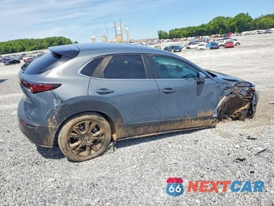 Trzecie zdjęcie samochodu z tyłu: 2022 MAZDA CX-30 PREFERRED VIN:3MVDMBCL7NM400731 - miniatura