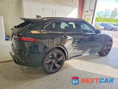 Trzecie zdjęcie samochodu z tyłu: 2022 JAGUAR F-PACE SVR VIN:SADCZ2EE3NA693459 - miniatura