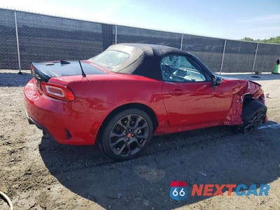 Trzecie zdjęcie samochodu z tyłu: 2018 FIAT 124 SPIDER CLASSICA VIN:JC1NFAEK1J0139895 - miniatura
