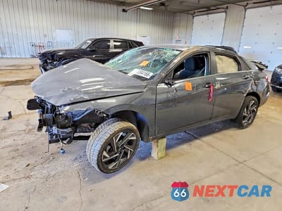 2024 HYUNDAI ELANTRA SEL KMHLS4DG6RU643587 - główne zdjęcie licytacji z USA - miniatura