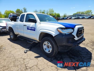 Czwarte zdjęcie samochodu z boku: 2023 TOYOTA TACOMA SR VIN:3TYRX5GN5PT076164 - miniatura