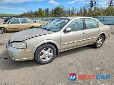 2000 NISSAN MAXIMA GXE JN1CA31D5YT720887 - główne zdjęcie licytacji z USA - miniatura