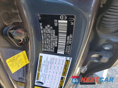 Zdjęcie 12 z 12 samochodu: 2018 TOYOTA C-HR XLE PREMIUM VIN:NMTKHMBX9JR045728 - miniatura