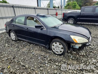 Czwarte zdjęcie samochodu z boku: 2004 HONDA ACCORD VIN:1HGCM663X4A072413 - miniatura