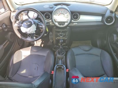 Zdjęcie 8 z 12 samochodu: 2013 MINI COOPER VIN:WMWSU3C55DT686026 - miniatura