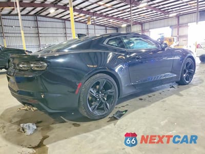Trzecie zdjęcie samochodu z tyłu: 2022 CHEVROLET CAMARO LT1 VIN:1G1FF1R76N0135269 - miniatura