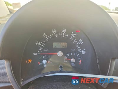 Zdjęcie 9 z 12 samochodu: 2003 VOLKSWAGEN NEW BEETLE GLS VIN:3VWCK21Y73M310121 - miniatura