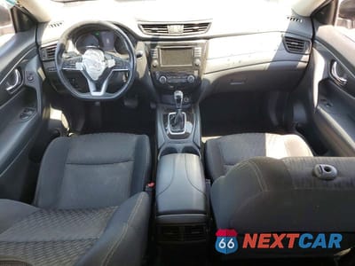Zdjęcie 8 z 13 samochodu: 2018 NISSAN ROGUE SV VIN:KNMAT2MT2JP607232 - miniatura