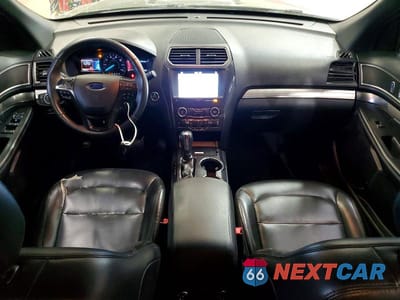 Zdjęcie 8 z 13 samochodu: 2019 FORD EXPLORER XLT VIN:1FM5K7D86KGA71833 - miniatura