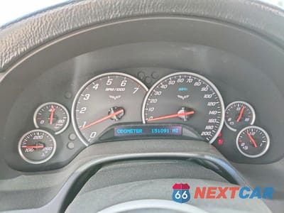 Zdjęcie 9 z 13 samochodu: 2005 CHEVROLET CORVETTE VIN:1G1YY24U955108026 - miniatura