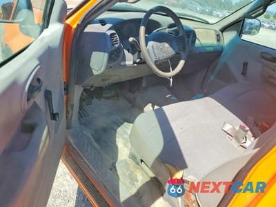 Zdjęcie 8 z 12 samochodu: 2000 FORD F150 VIN:2FTPF17Z6YCA82246 - miniatura