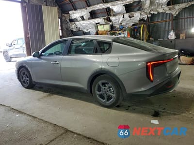 Drugie zdjęcie samochodu z przodu: 2026 KIA K4 LXS VIN:3KPFT4DE8TE274511 - miniatura